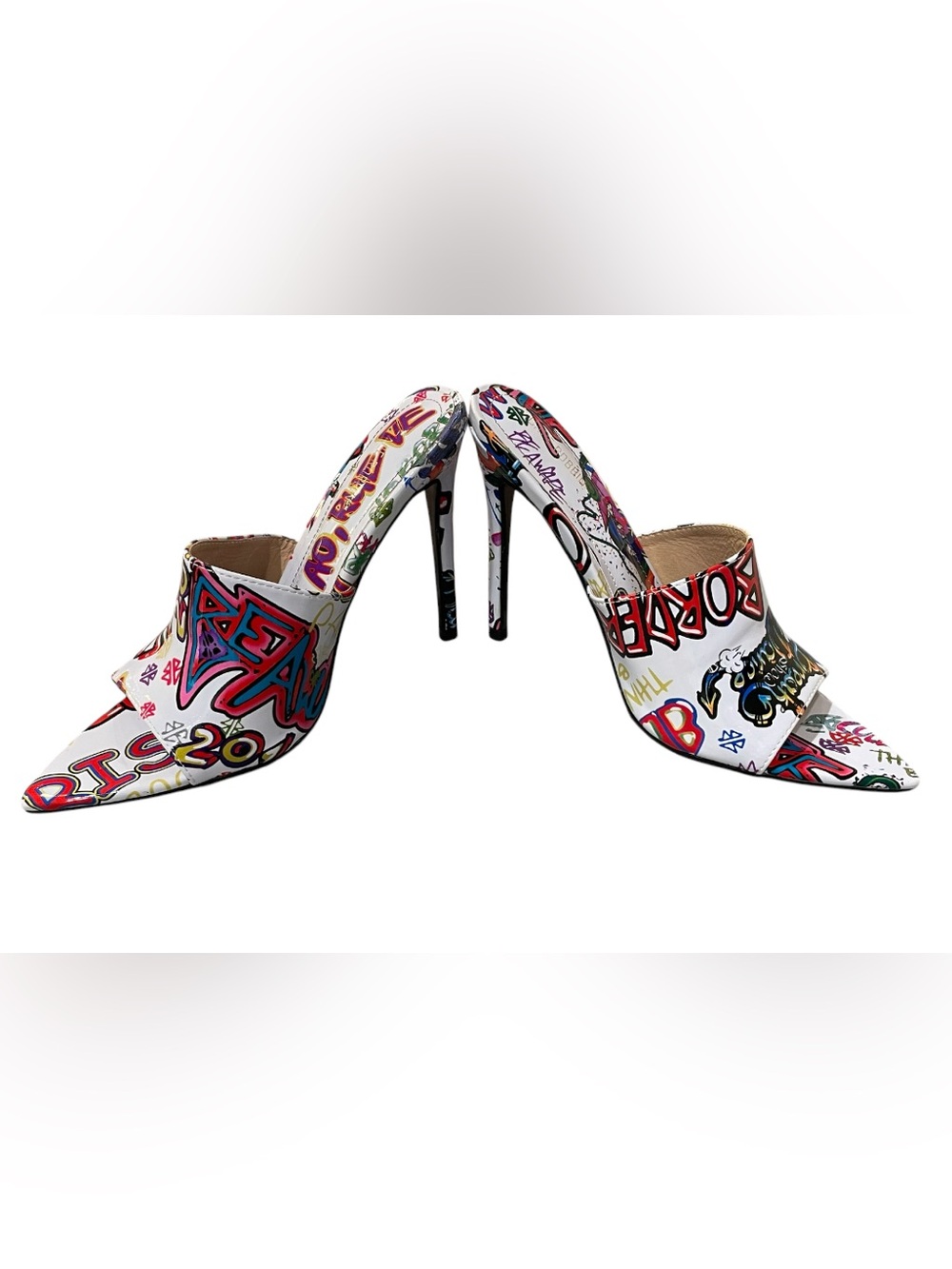 Cape Robbin Graffiti Print Pointed Toe Mule Heels Size 7 NIB Street Art Stiletto - Picture 3 of 11